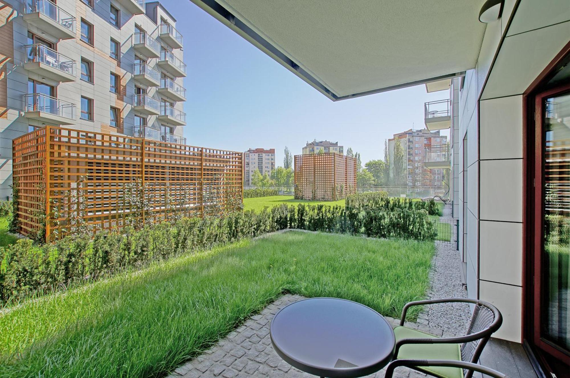 City Center - Riverside By Apartmore Gdansk Exterior photo